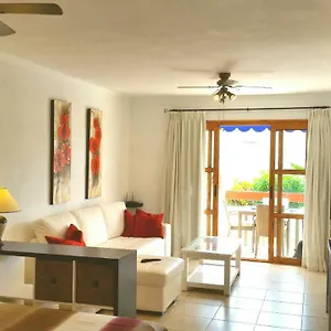 Lovely Cristianos Heated Pool , Santa Cruz de Tenerife Spanien